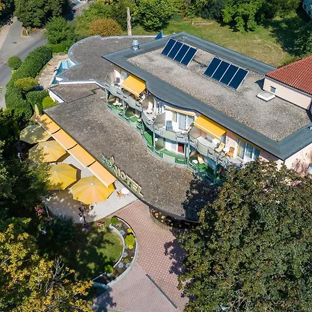Parkhotel An Der Therme 바트크로찡엔
