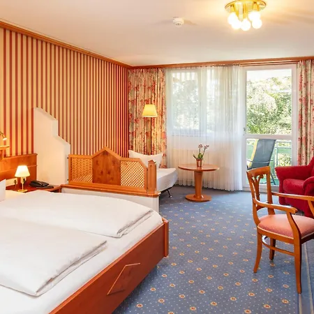 호텔 Parkhotel An Der Therme 4*