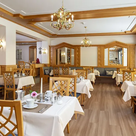 Parkhotel An Der Therme באד קרוצינגן