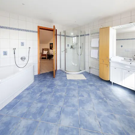 Parkhotel An Der Therme 호텔 4*