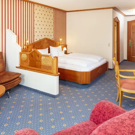 Parkhotel An Der Therme מלון 4*